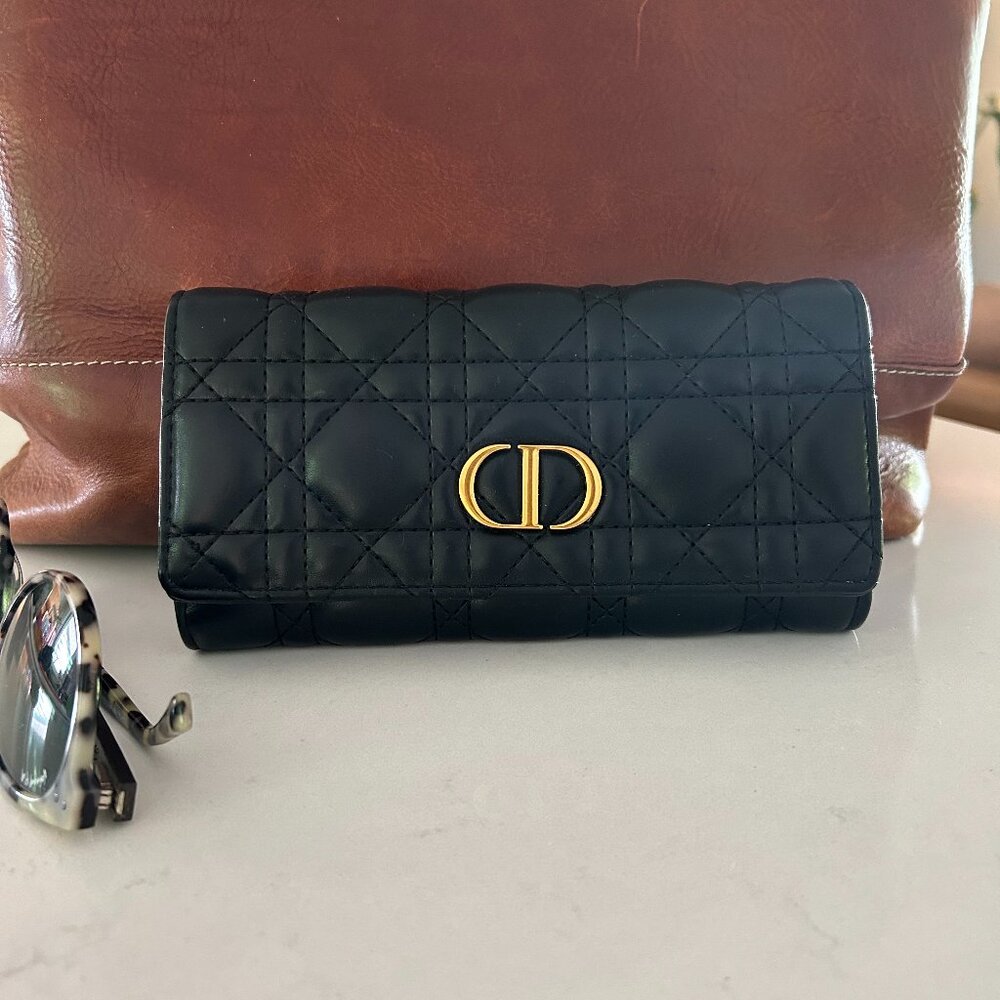 Dior Black Caro Quilted Wallet - Picture 3 of 11